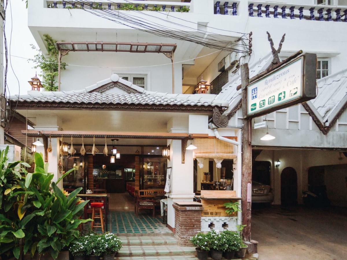 Rendezvous Oldtown Chiangmai Sha Extra Plus Chiang Mai Exterior foto